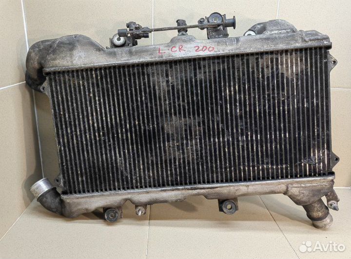 Интеркулер Toyota Land Cruiser 200 1vdftv 2015