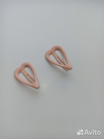 Заколки для волос