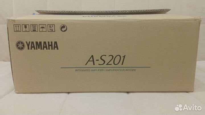Интегральный усилитель Yamaha A S 201