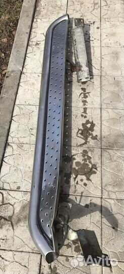 Пороги из нержавейки Toyota Land Cruiser 100