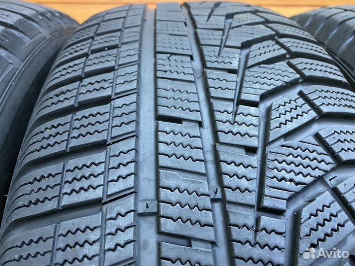Hankook Winter I'Cept Evo2 W320A SUV 235/60 R18 107H