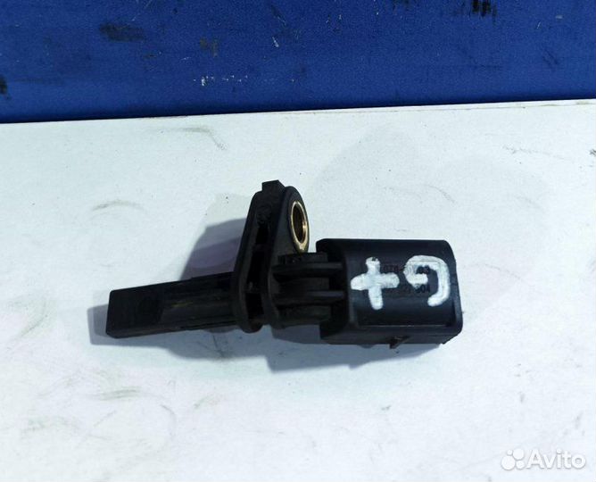 Датчик ABS передний правый Volkswagen Golf Plus