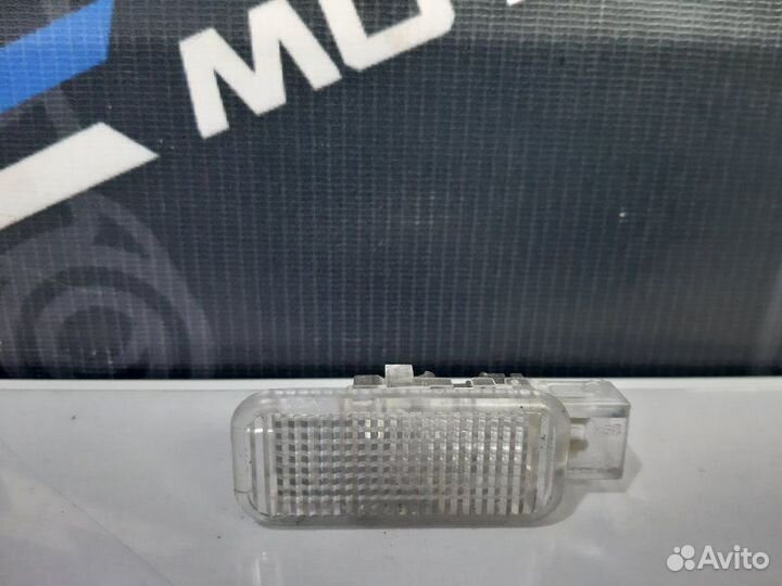 Плафон салона Audi A4 B7 BGB 2005