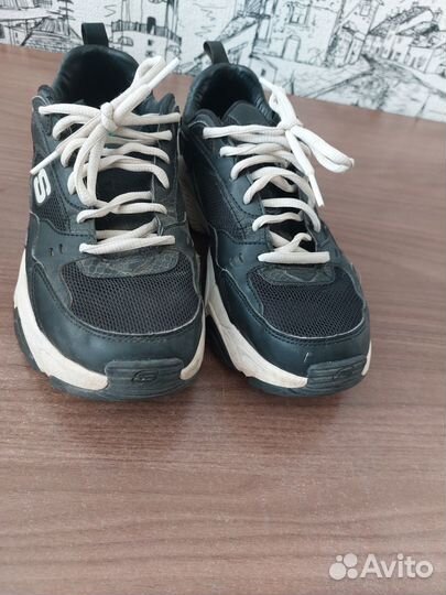 Кроссовки 38,5 размер