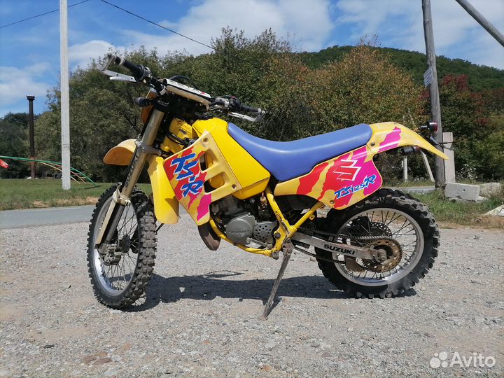 Suzuki TS 125