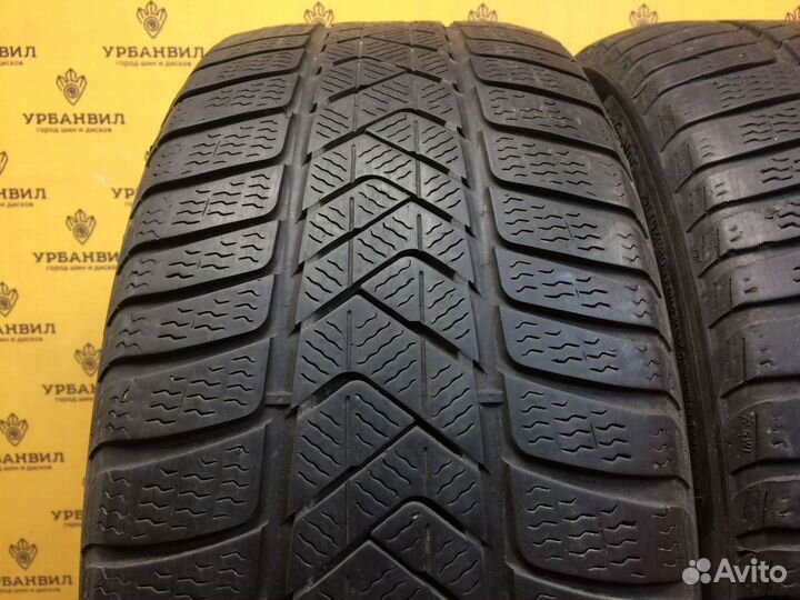 Pirelli Winter Sottozero 3 245/40 R19 98V