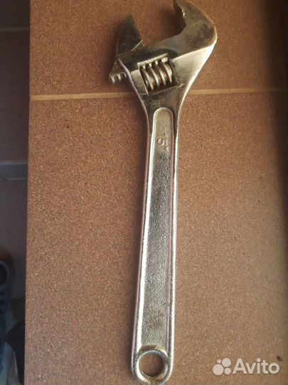 Разводной ключ бу
