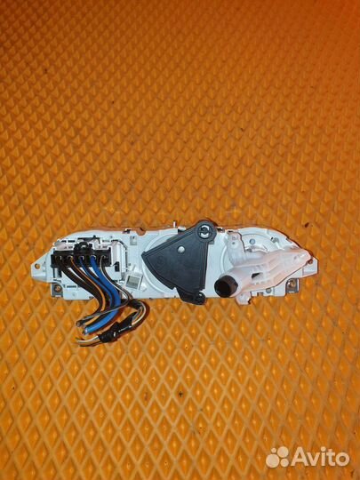 Блок управления отопителем Ford Focus