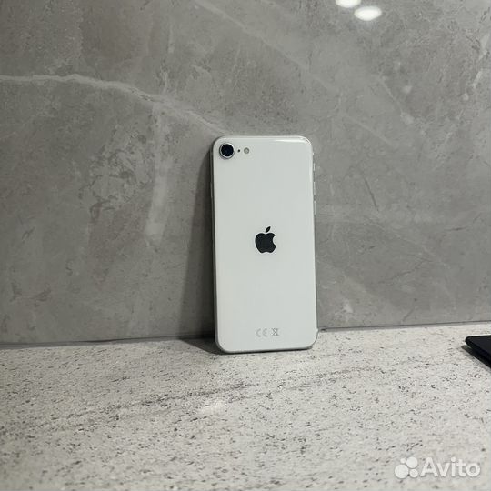 iPhone SE (2020), 64 ГБ