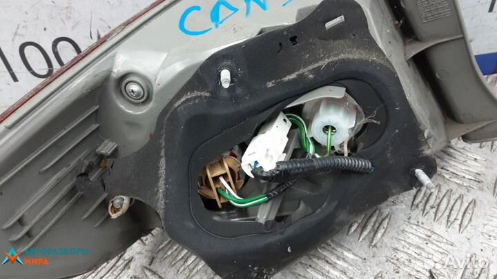 Фонарь задний правый Toyota Corolla