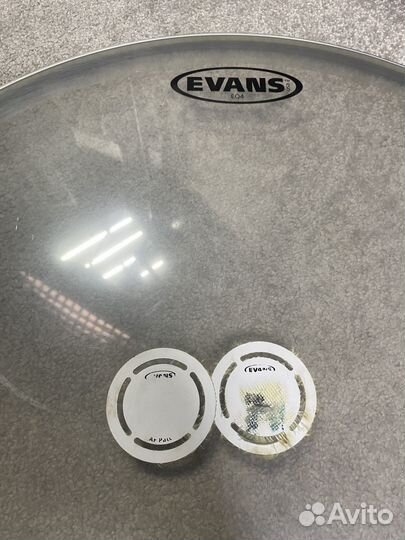 Пластик для бас барабана Evans EQ4 24” бочка