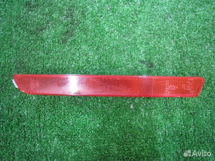 Отражатель бампера заднего правый Mazda 3 (BK) 20