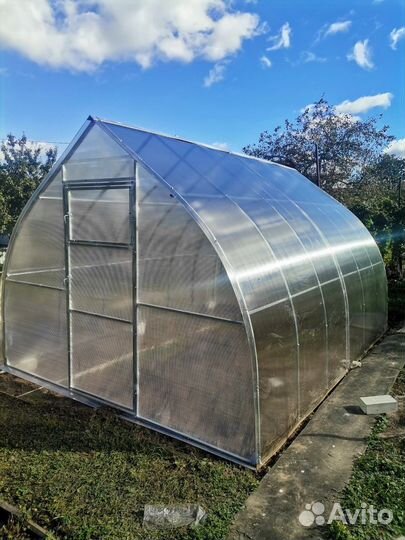 Теплица капелька