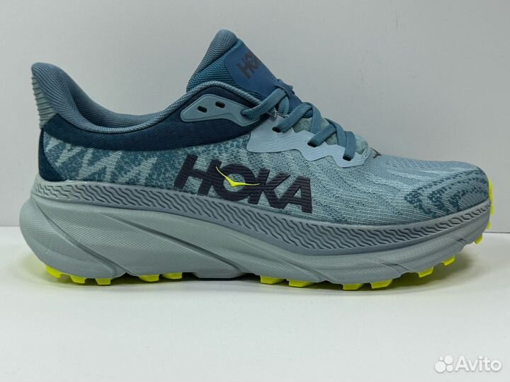 Hoka one one M