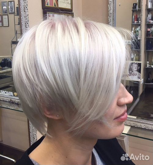 Парикмахер стилист барбер