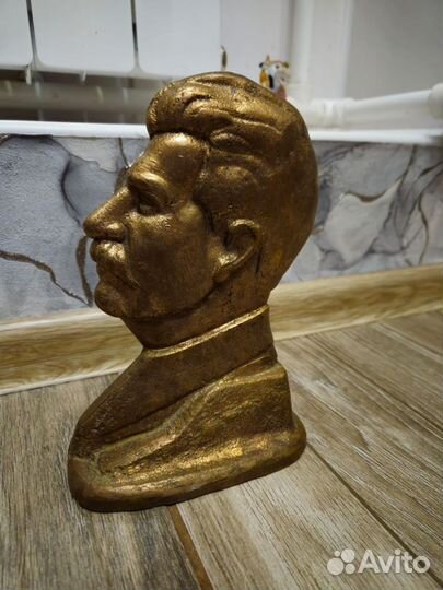 Бюст сталина бронза