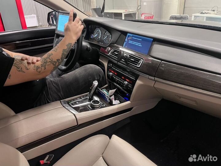 BMW 7 серия 4.4 AT, 2011, 168 356 км