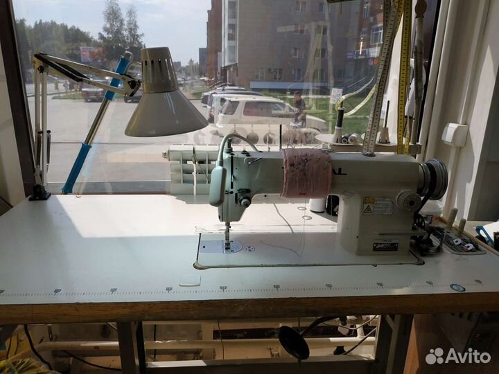 Швейная машина промышленная прямострочка