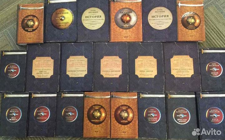 Акунин, Вайнеры, Стругацкие и многое другое