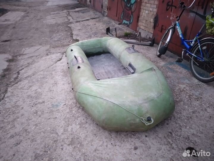 Надувная лодка омега 2