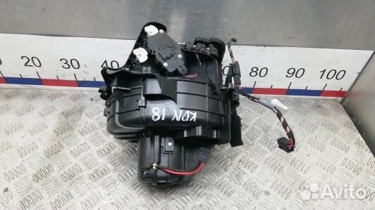 Моторчик печки BMW 5 F10/F11 (KDN18KK01)
