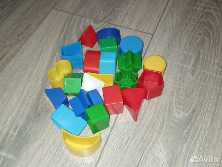 Детские развивающие игрушки