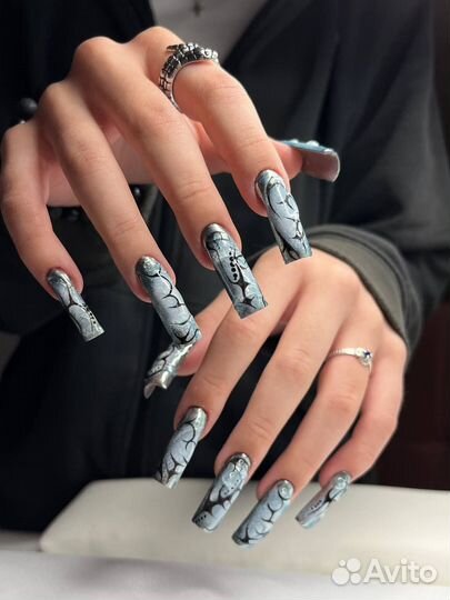 Мастер по крейзи маникюру