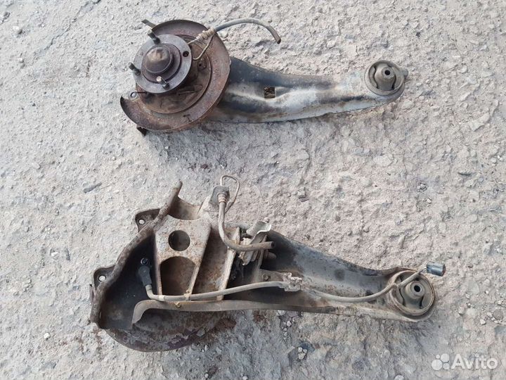 Рычаг задний Mitsubishi lancer 9