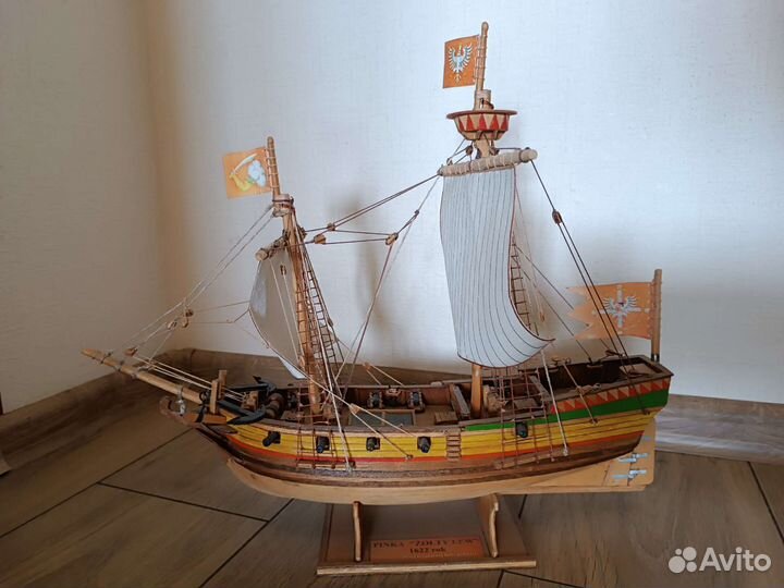 Корабль-парусник pinka 