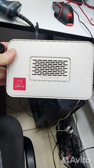 Wi-Fi роутер с USB Netgear N300+ модем