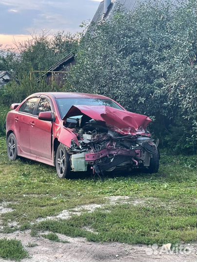 Mitsubishi Lancer 2.0 CVT, 2007, битый, 200 000 км
