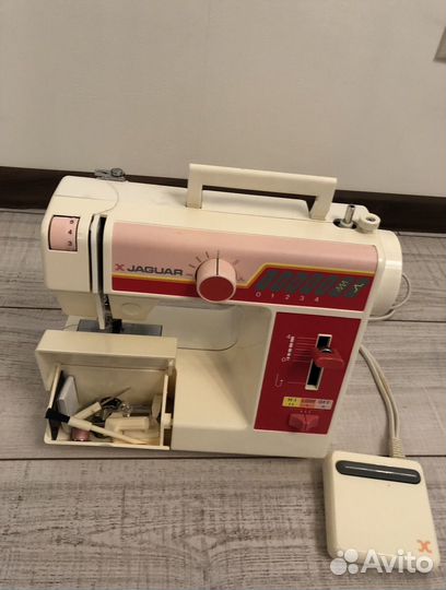 Швейная машина Jaguar
