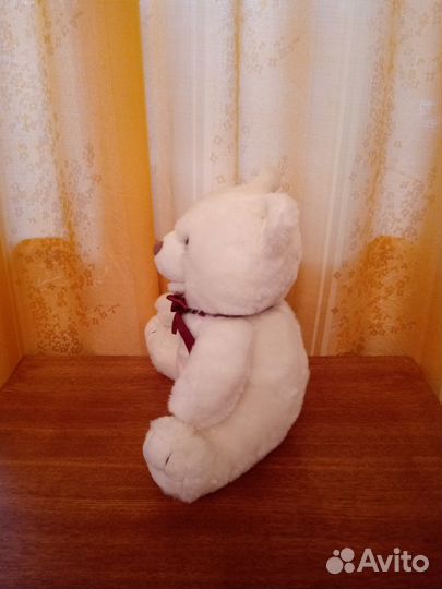 Плюшевый медвежонок