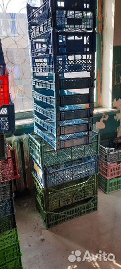 Ящики пластиковые и деревянные