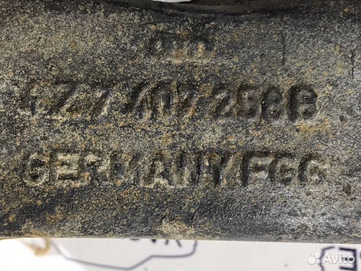 Кулак поворотный передний правый Audi A6 C5