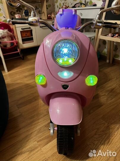 Электро скутер трехколесный Kreiss электро мопед