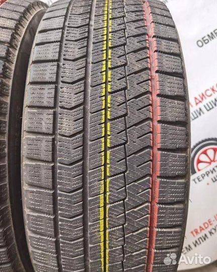 Bridgestone Blizzak VRX2 235/45 R18 94Q
