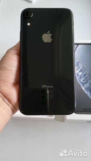 iPhone Xr, 64 ГБ