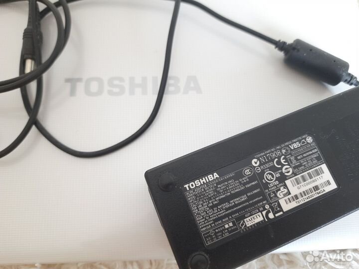 Toshiba ноутбук