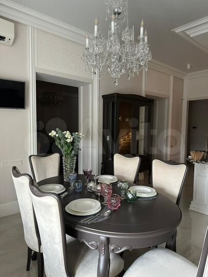 4-к. квартира, 153 м², 5/6 эт.