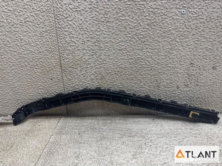 Крепеж бампера задняя левая honda stream