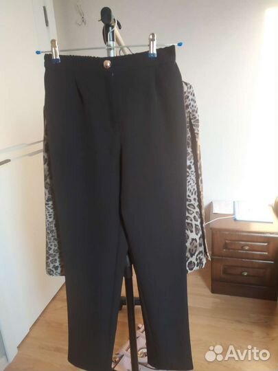 Брючный костюм женский