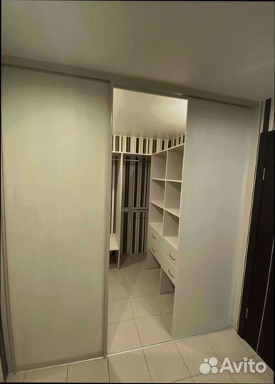 Гардеробный шкаф