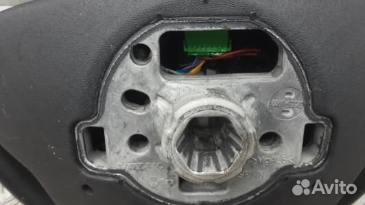 Рулевое колесо volvo V70 3 (DEA34JZ01)