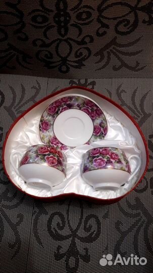 Фарфоровые пары с керамическими ложечками