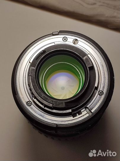 Объектив Tamron 90mm f/2.8 (72e) Nikon F