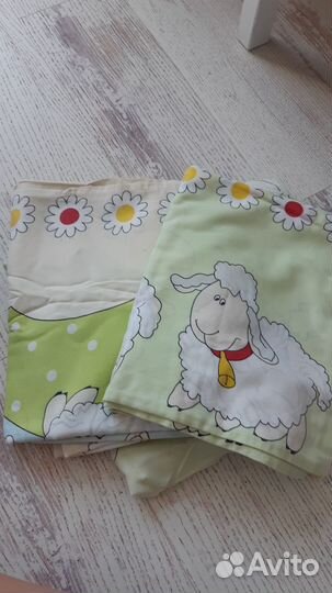 Бортик на кроватку и постельные принадлежности