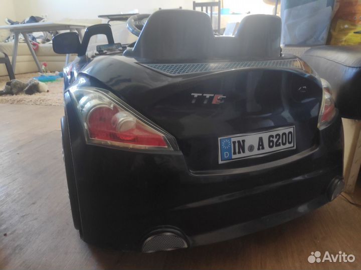 Детский электромобиль 