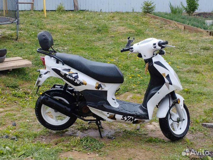 Скутер Сим Орбит