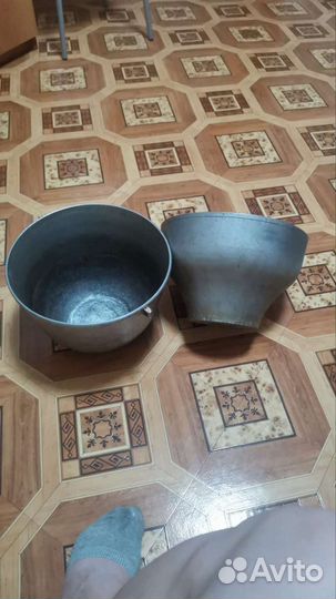 Котелок, кексница